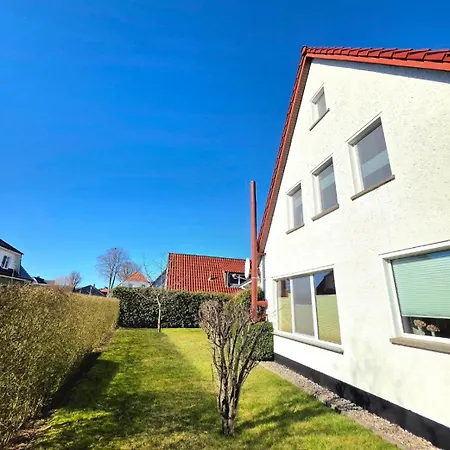 Holiday home Haus Duenenwind